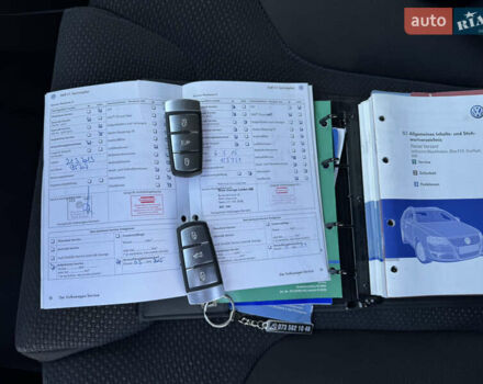 Сірий Фольксваген Пассат, об'ємом двигуна 1.4 л та пробігом 211 тис. км за 7850 $, фото 56 на Automoto.ua