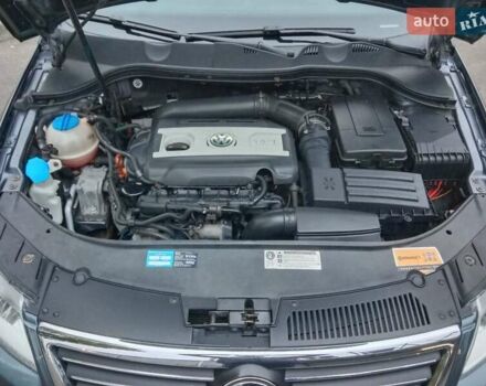 Серый Фольксваген Пассат, объемом двигателя 1.8 л и пробегом 210 тыс. км за 7850 $, фото 50 на Automoto.ua