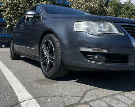 Серый Фольксваген Пассат, объемом двигателя 2 л и пробегом 302 тыс. км за 7300 $, фото 13 на Automoto.ua