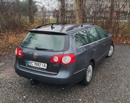 Серый Фольксваген Пассат, объемом двигателя 1.6 л и пробегом 232 тыс. км за 8136 $, фото 3 на Automoto.ua