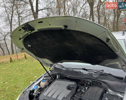 Серый Фольксваген Пассат, объемом двигателя 1.6 л и пробегом 286 тыс. км за 7250 $, фото 26 на Automoto.ua