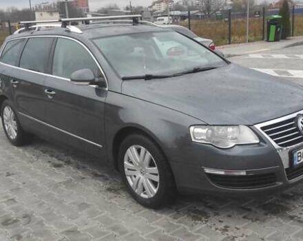 Серый Фольксваген Пассат, объемом двигателя 2 л и пробегом 212 тыс. км за 7400 $, фото 2 на Automoto.ua