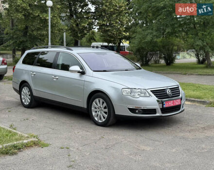 Серый Фольксваген Пассат, объемом двигателя 2 л и пробегом 236 тыс. км за 8800 $, фото 3 на Automoto.ua