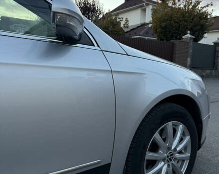 Фольксваген Пассат 2010 в Виннице на Automoto.ua Серый Фольксваген Пассат, объемом двигателя 1.97 л и пробегом 260 тыс. км за 6899 $, фото 6 на Automoto.ua