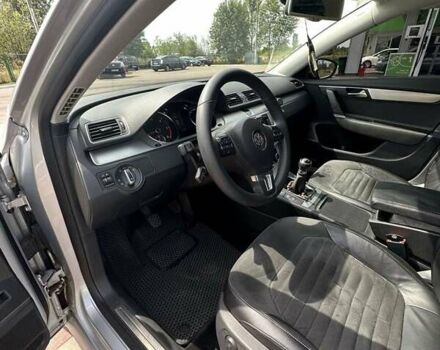 Фольксваген Пассат 2010 в Коростене на Automoto.ua Серый Фольксваген Пассат, объемом двигателя 1.97 л и пробегом 320 тыс. км за 9700 $, фото 7 на Automoto.ua