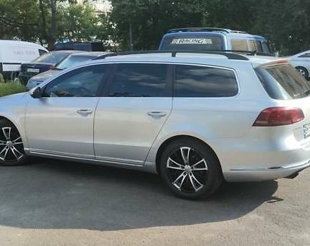 Серый Фольксваген Пассат, объемом двигателя 1.6 л и пробегом 292 тыс. км за 11000 $, фото 6 на Automoto.ua