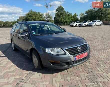 Сірий Фольксваген Пассат, об'ємом двигуна 1.4 л та пробігом 235 тис. км за 6400 $, фото 7 на Automoto.ua