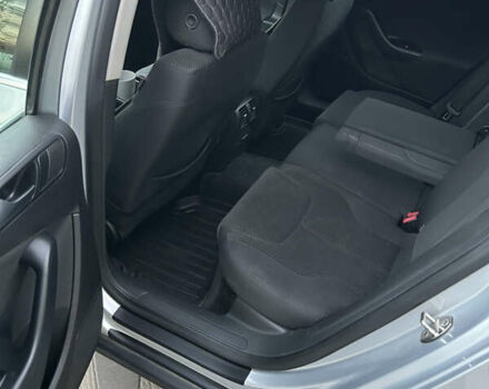 Сірий Фольксваген Пассат, об'ємом двигуна 1.6 л та пробігом 244 тис. км за 5750 $, фото 12 на Automoto.ua