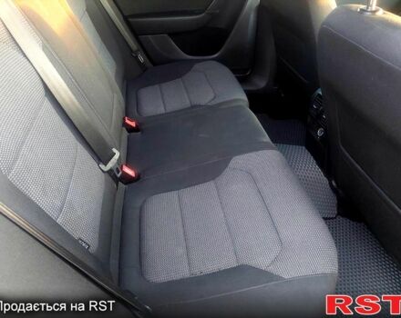 Сірий Фольксваген Пассат, об'ємом двигуна 2 л та пробігом 271 тис. км за 9500 $, фото 5 на Automoto.ua