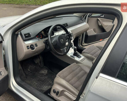 Серый Фольксваген Пассат, объемом двигателя 1.8 л и пробегом 320 тыс. км за 6500 $, фото 19 на Automoto.ua