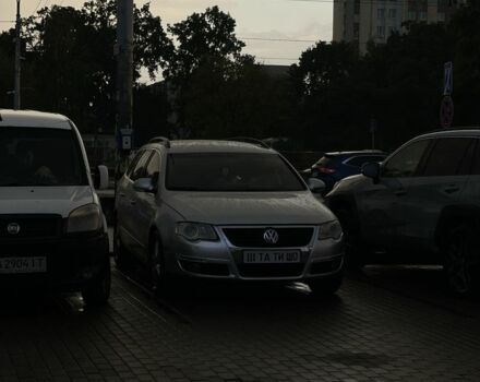 Серый Фольксваген Пассат, объемом двигателя 2 л и пробегом 220 тыс. км за 2980 $, фото 3 на Automoto.ua