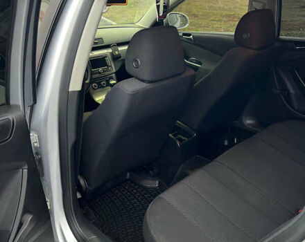 Сірий Фольксваген Пассат, об'ємом двигуна 2 л та пробігом 346 тис. км за 6450 $, фото 11 на Automoto.ua