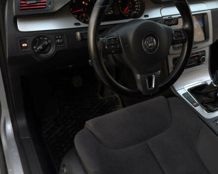 Сірий Фольксваген Пассат, об'ємом двигуна 1.6 л та пробігом 281 тис. км за 8350 $, фото 26 на Automoto.ua