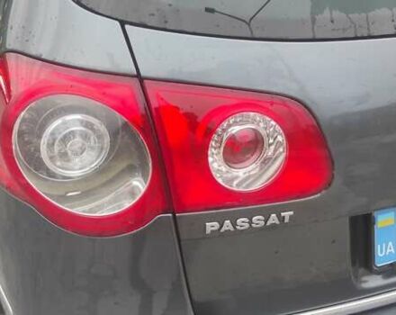 Серый Фольксваген Пассат, объемом двигателя 2 л и пробегом 212 тыс. км за 7400 $, фото 13 на Automoto.ua