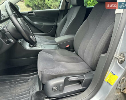 Серый Фольксваген Пассат, объемом двигателя 1.6 л и пробегом 290 тыс. км за 7500 $, фото 27 на Automoto.ua