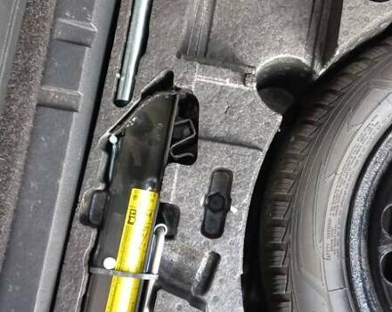 Фольксваген Пассат 2010 в Луцке на Automoto.ua Серый Фольксваген Пассат, объемом двигателя 1.4 л и пробегом 227 тыс. км за 7200 $, фото 17 на Automoto.ua