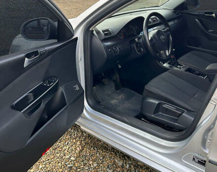 Серый Фольксваген Пассат, объемом двигателя 1.97 л и пробегом 280 тыс. км за 5950 $, фото 8 на Automoto.ua