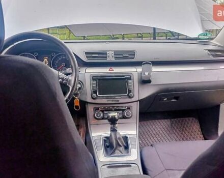 Серый Фольксваген Пассат, объемом двигателя 1.6 л и пробегом 248 тыс. км за 5900 $, фото 11 на Automoto.ua