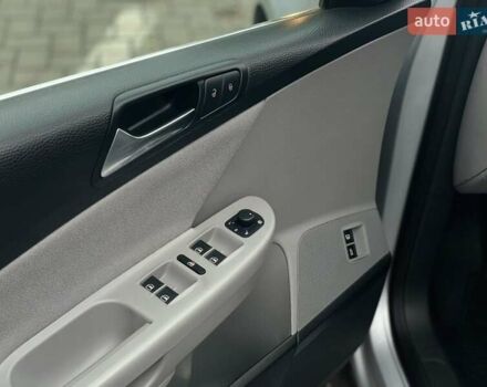 Сірий Фольксваген Пассат, об'ємом двигуна 1.4 л та пробігом 202 тис. км за 6800 $, фото 9 на Automoto.ua