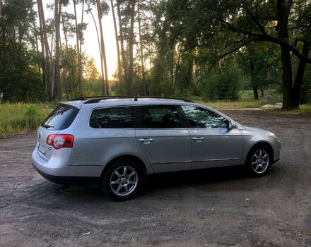 Серый Фольксваген Пассат, объемом двигателя 1.6 л и пробегом 263 тыс. км за 7300 $, фото 5 на Automoto.ua