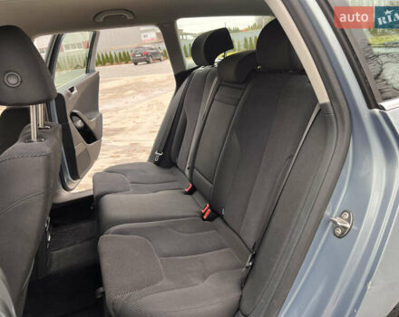 Серый Фольксваген Пассат, объемом двигателя 1.8 л и пробегом 141 тыс. км за 7500 $, фото 10 на Automoto.ua