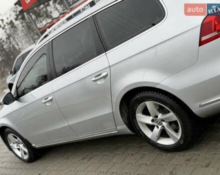 Серый Фольксваген Пассат, объемом двигателя 1.97 л и пробегом 239 тыс. км за 8499 $, фото 20 на Automoto.ua