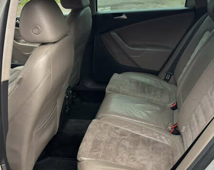 Серый Фольксваген Пассат, объемом двигателя 1.8 л и пробегом 320 тыс. км за 6500 $, фото 14 на Automoto.ua