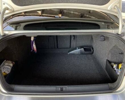 Сірий Фольксваген Пассат, об'ємом двигуна 2 л та пробігом 235 тис. км за 6200 $, фото 13 на Automoto.ua