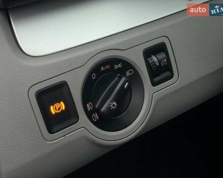 Сірий Фольксваген Пассат, об'ємом двигуна 1.4 л та пробігом 202 тис. км за 6800 $, фото 10 на Automoto.ua