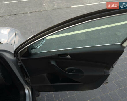 Сірий Фольксваген Пассат, об'ємом двигуна 1.6 л та пробігом 281 тис. км за 8350 $, фото 22 на Automoto.ua