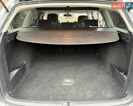 Серый Фольксваген Пассат, объемом двигателя 1.97 л и пробегом 239 тыс. км за 8350 $, фото 34 на Automoto.ua