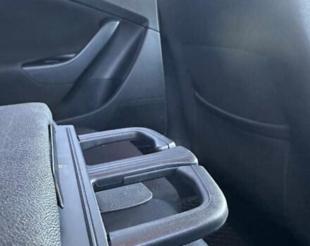 Серый Фольксваген Пассат, объемом двигателя 1.8 л и пробегом 216 тыс. км за 7400 $, фото 29 на Automoto.ua