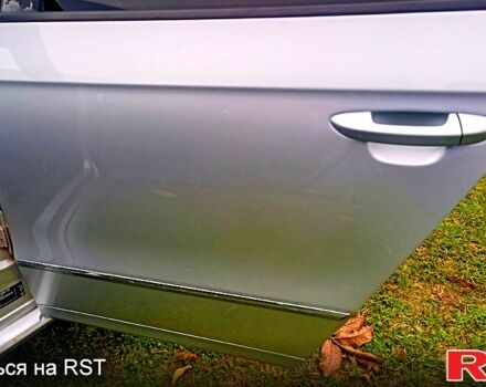 Фольксваген Пассат 2010 в Харькове на Automoto.ua Серый Фольксваген Пассат, объемом двигателя 1.6 л и пробегом 248 тыс. км за 5900 $, фото 5 на Automoto.ua