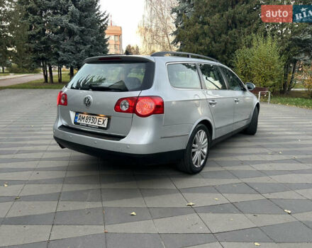 Сірий Фольксваген Пассат, об'ємом двигуна 1.6 л та пробігом 244 тис. км за 5750 $, фото 5 на Automoto.ua