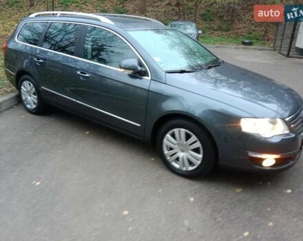 Серый Фольксваген Пассат, объемом двигателя 1.8 л и пробегом 210 тыс. км за 7850 $, фото 9 на Automoto.ua