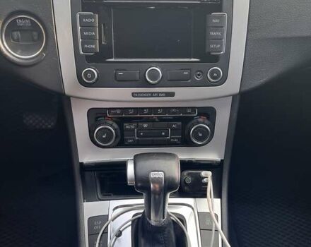 Сірий Фольксваген Пассат, об'ємом двигуна 1.97 л та пробігом 329 тис. км за 8000 $, фото 10 на Automoto.ua