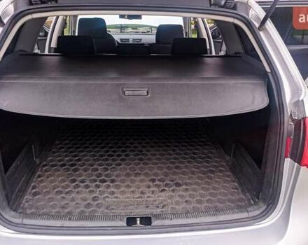 Серый Фольксваген Пассат, объемом двигателя 1.6 л и пробегом 248 тыс. км за 5900 $, фото 10 на Automoto.ua