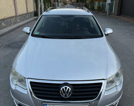 Фольксваген Пассат 2010 в Виннице на Automoto.ua Серый Фольксваген Пассат, объемом двигателя 1.97 л и пробегом 260 тыс. км за 6899 $, фото 2 на Automoto.ua