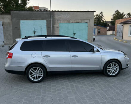 Сірий Фольксваген Пассат, об'ємом двигуна 2 л та пробігом 214 тис. км за 8300 $, фото 3 на Automoto.ua