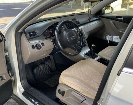 Сірий Фольксваген Пассат, об'ємом двигуна 2 л та пробігом 235 тис. км за 6200 $, фото 15 на Automoto.ua