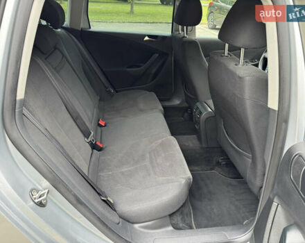 Серый Фольксваген Пассат, объемом двигателя 2 л и пробегом 236 тыс. км за 8800 $, фото 19 на Automoto.ua