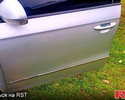 Фольксваген Пассат 2010 в Харькове на Automoto.ua Серый Фольксваген Пассат, объемом двигателя 1.6 л и пробегом 248 тыс. км за 5900 $, фото 4 на Automoto.ua