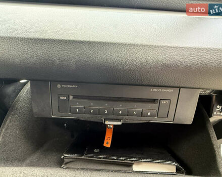 Серый Фольксваген Пассат, объемом двигателя 1.97 л и пробегом 350 тыс. км за 6999 $, фото 28 на Automoto.ua