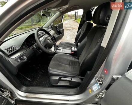 Фольксваген Пассат 2010 в Киеве на Automoto.ua Серый Фольксваген Пассат, объемом двигателя 2 л и пробегом 249 тыс. км за 6999 $, фото 20 на Automoto.ua