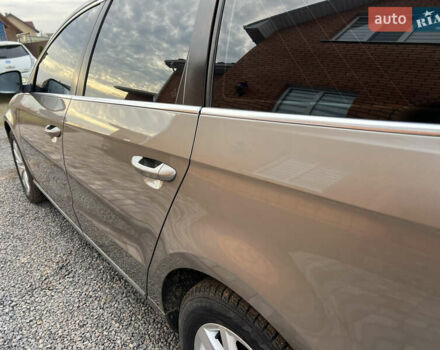 Сірий Фольксваген Пассат, об'ємом двигуна 1.6 л та пробігом 307 тис. км за 8800 $, фото 8 на Automoto.ua