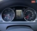 Серый Фольксваген Пассат, объемом двигателя 1.6 л и пробегом 229 тыс. км за 12500 $, фото 119 на Automoto.ua