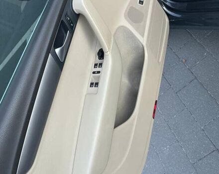 Серый Фольксваген Пассат, объемом двигателя 1.6 л и пробегом 292 тыс. км за 8299 $, фото 27 на Automoto.ua