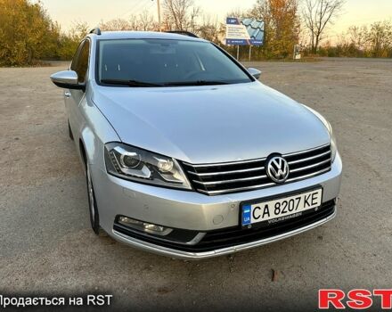 Серый Фольксваген Пассат, объемом двигателя 1.6 л и пробегом 276 тыс. км за 7000 $, фото 2 на Automoto.ua