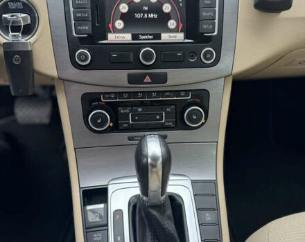 Серый Фольксваген Пассат, объемом двигателя 2 л и пробегом 236 тыс. км за 11999 $, фото 19 на Automoto.ua