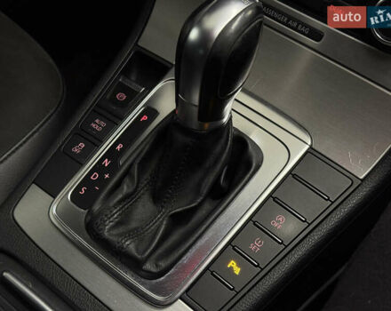 Серый Фольксваген Пассат, объемом двигателя 1.97 л и пробегом 250 тыс. км за 11499 $, фото 33 на Automoto.ua